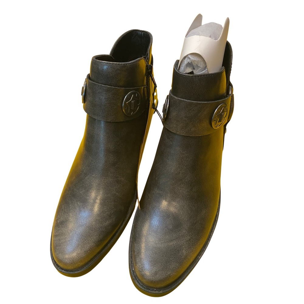 Frye and Co. Helia‎ Black Harness Ankle Boots Star Medallion Zip Booties 9M NEW